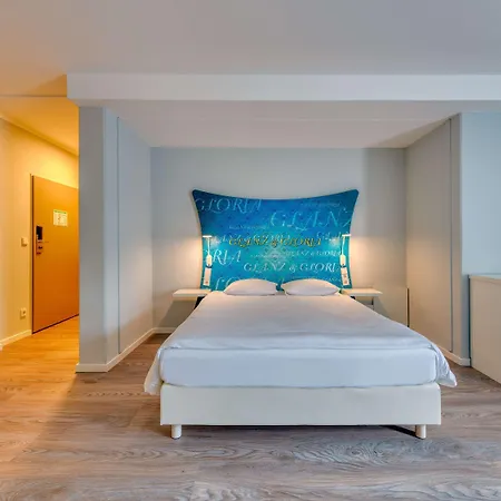 雷根斯堡宜必思尚品酒店 酒店