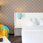 מלון Ibis Styles 3*